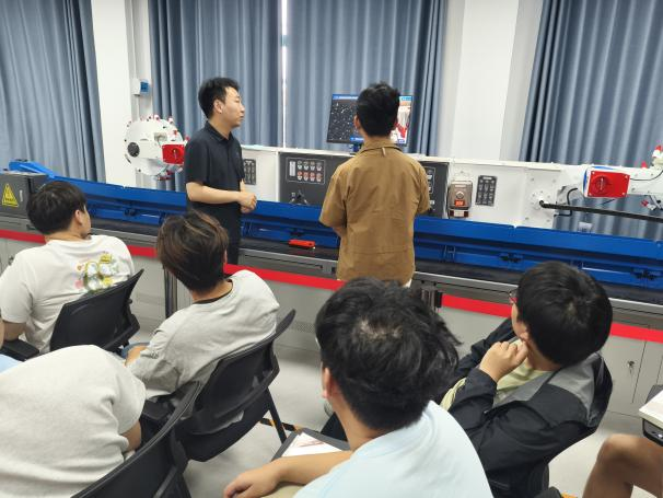 【职教周】智采矿山，数字孪生新体验——能源工程学院2026年度职业教育活动周精彩开启